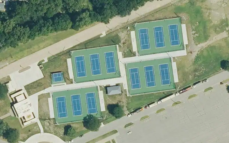 Salina Tennis Center photo 2