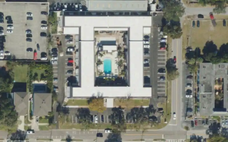 The Bath & Racquet House photo 2