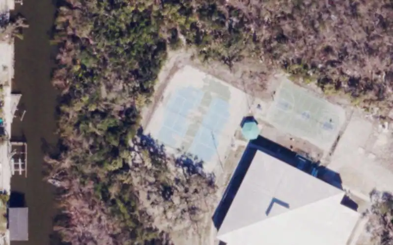 Bay Oaks Recreation Center photo 2