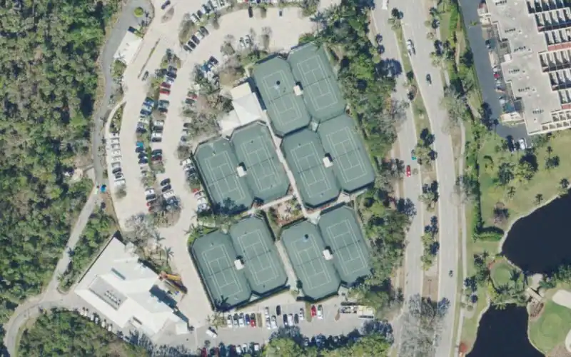 Pelican Bay Tennis Center photo 2
