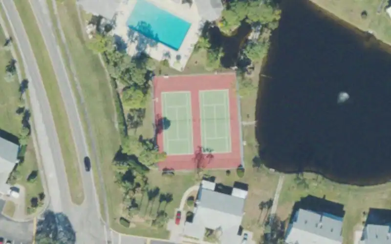 Lake In the Woods Apts photo 2