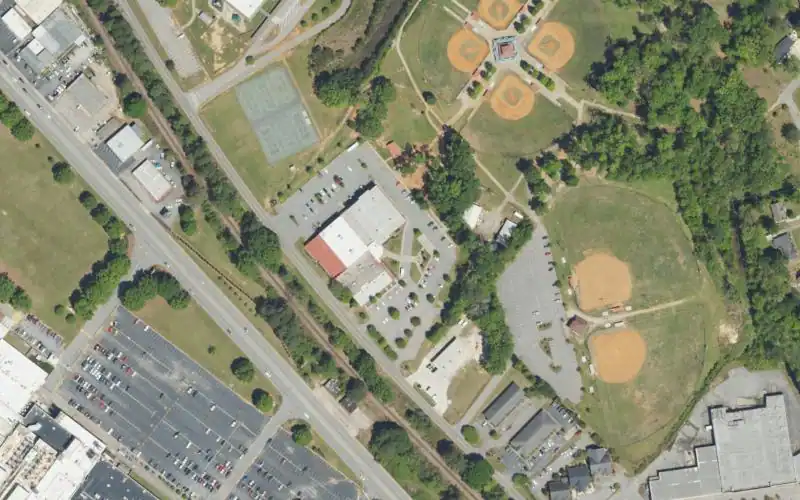 Seven Oaks Park photo 3