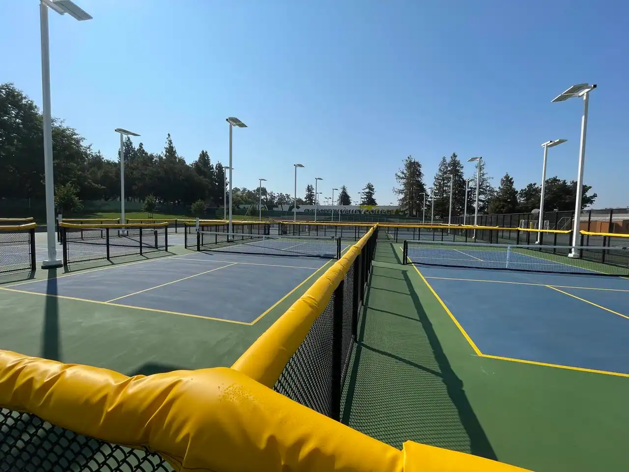 Evergreen Valley College Tennis Courts photo 2