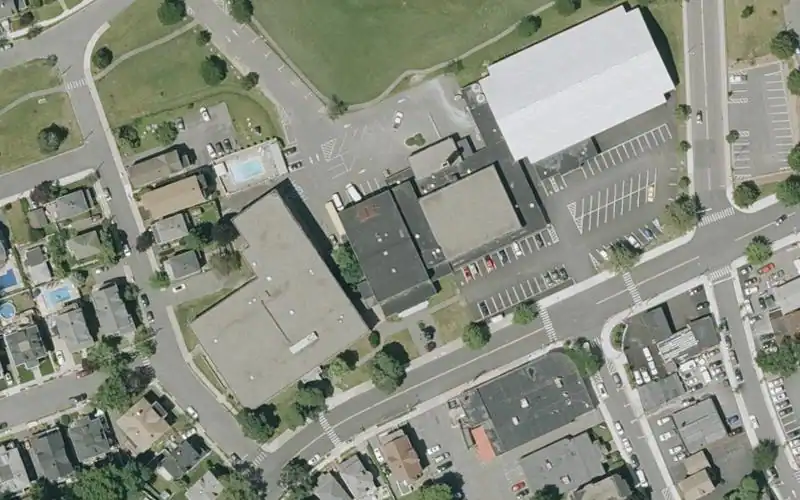 Winthrop Middle School Gym photo 3