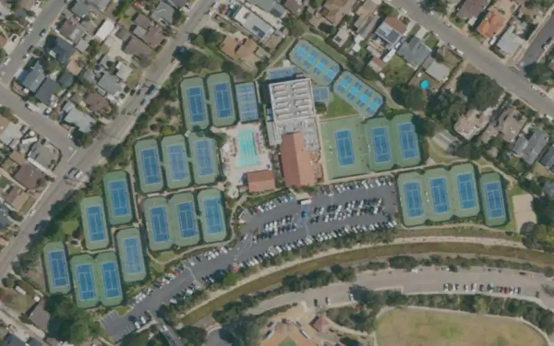 San Diego Tennis and Racquet Club photo 2