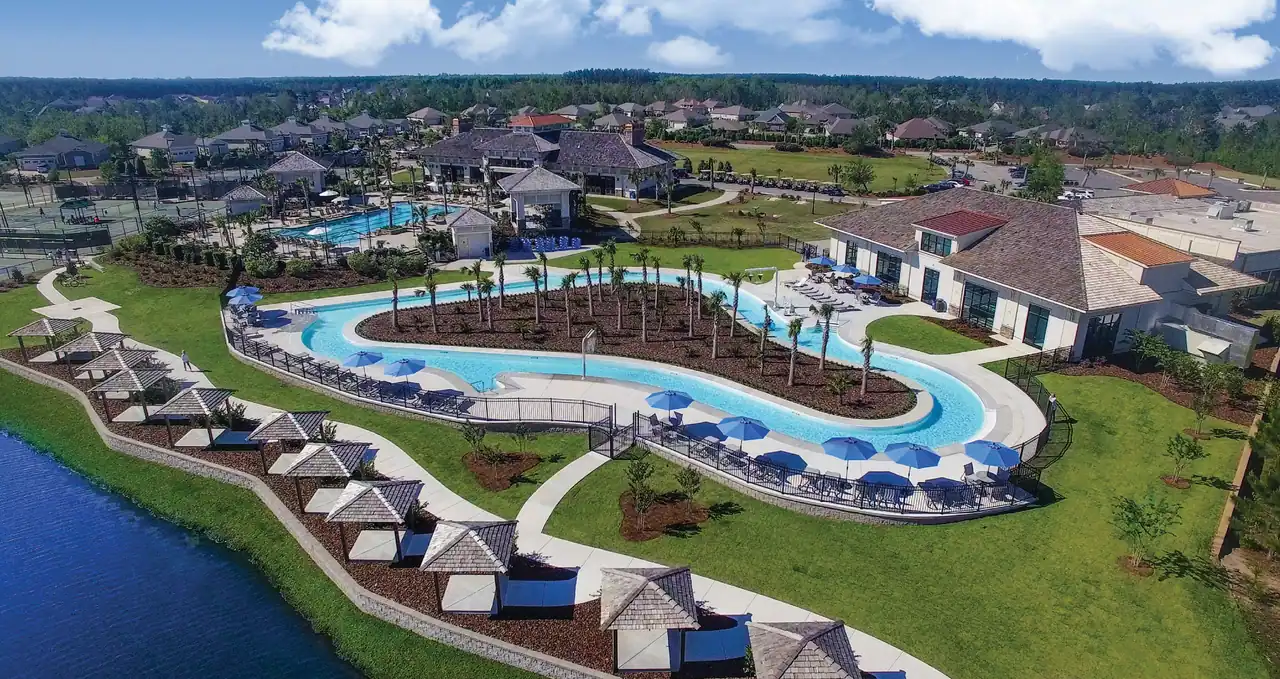 Compass Pointe photo 2
