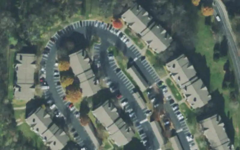 Carrington Hills Apts photo 2