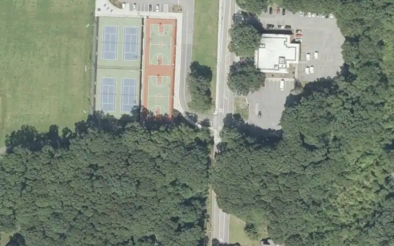 Barrington Middle School photo 2