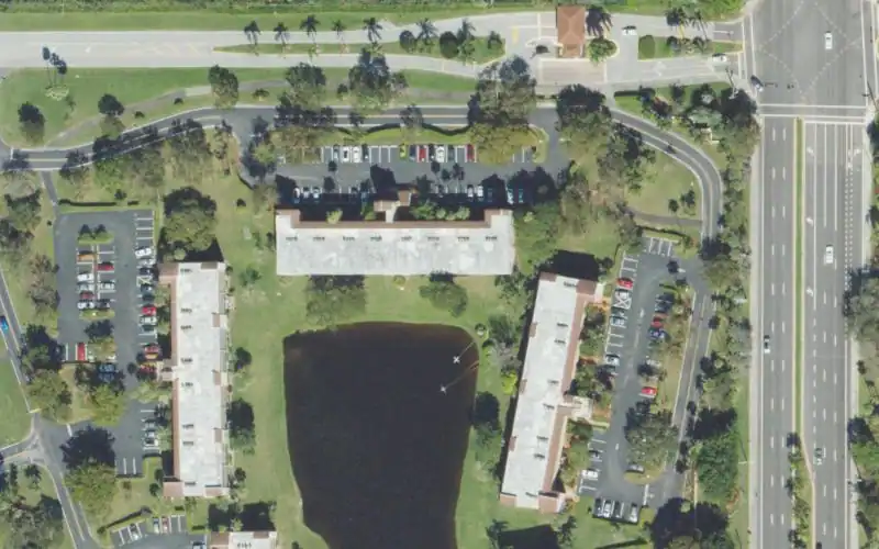 Huntington Pointe Community photo 2