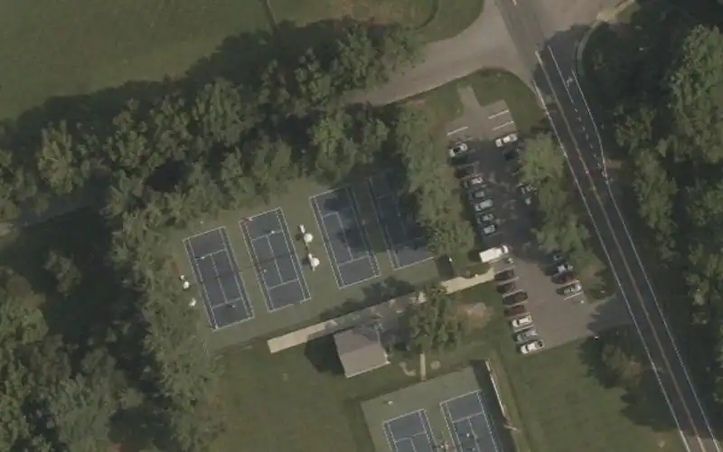 Courtside Pickleball and Tennis Club photo 3