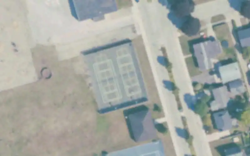 Gladstone 10th St Courts photo 2