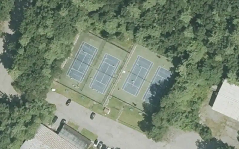 Marcus Lewis Tennis Center photo 2