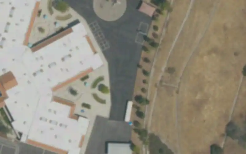 Ladera Elementary School photo 2