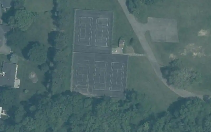 Rolling Hills Swim & Tennis Club photo 2