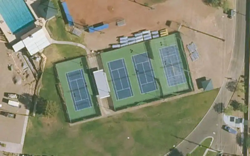 Pera Club Tennis photo 2