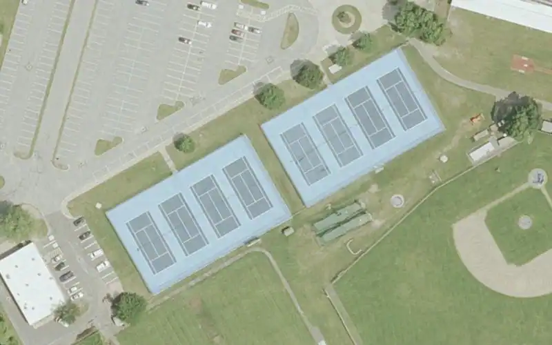 Haddam-Killingworth High School / recreation photo 2