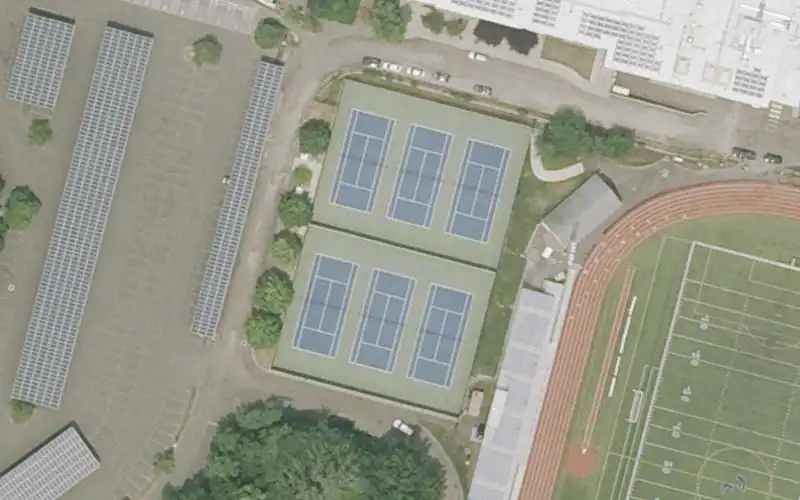 Fairfield Ludlowe High School photo 2
