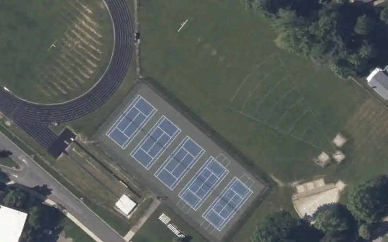 Middleburg Heights Junior High School photo 2