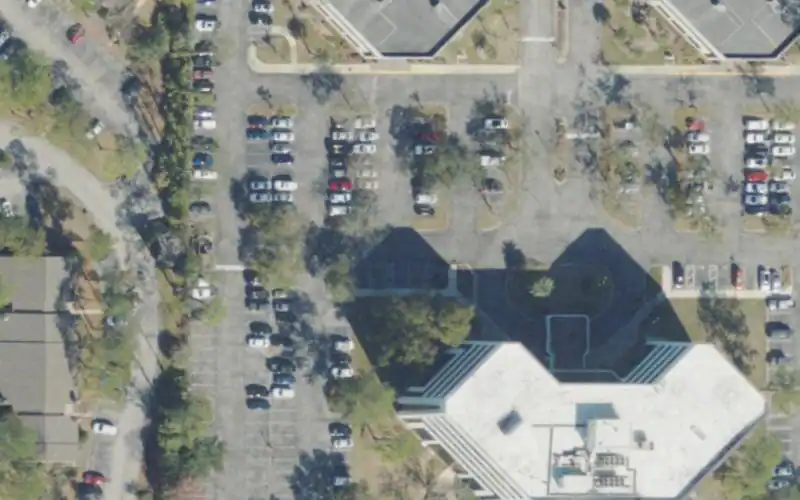 Bentley Green Apts photo 2